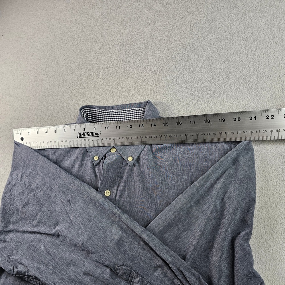 IZOD Chambray Button‎ Down Shirt Mens XL Blue Long Sleeve Classic Fit Casual - Picture 4 of 10